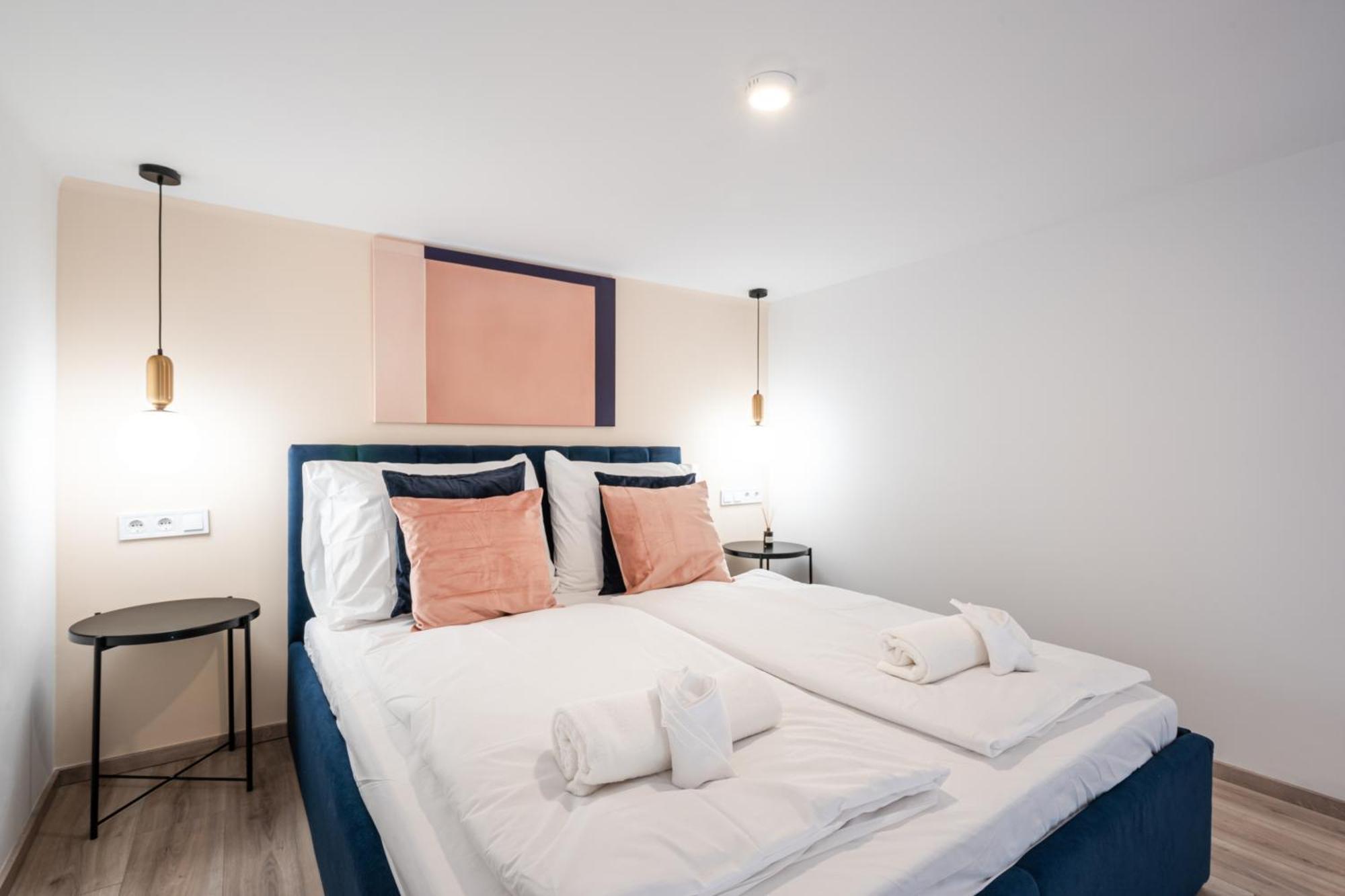 E44 - Erzsebet Boulevard - Location By Bqa Appartamento Budapest