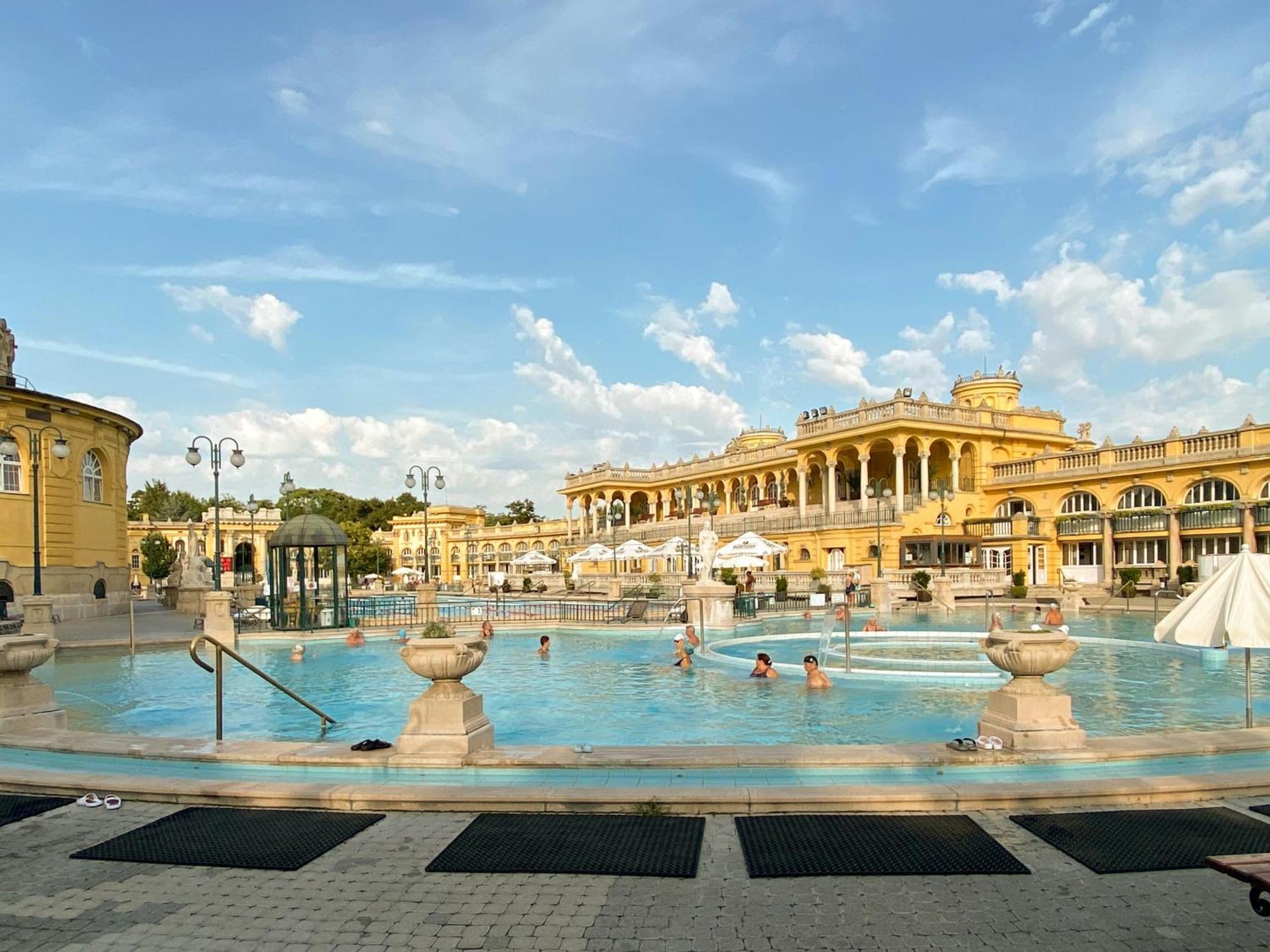 E44 - Erzsebet Boulevard - Location By Bqa * Budapest